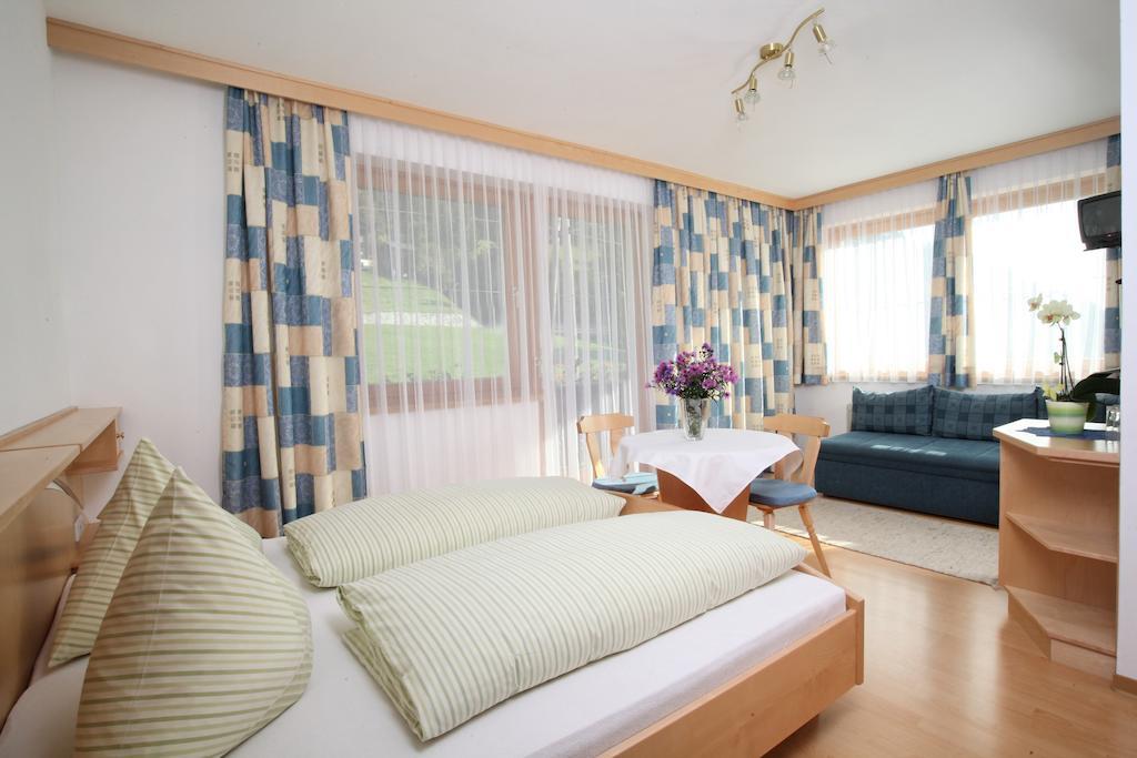 Liesing Hotel Garni Haus Anita חדר תמונה