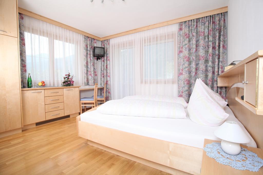 Liesing Hotel Garni Haus Anita חדר תמונה
